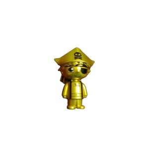 Bonkers Toys Ryan's World Gold Captain Pirate 2" Inch Action Figure